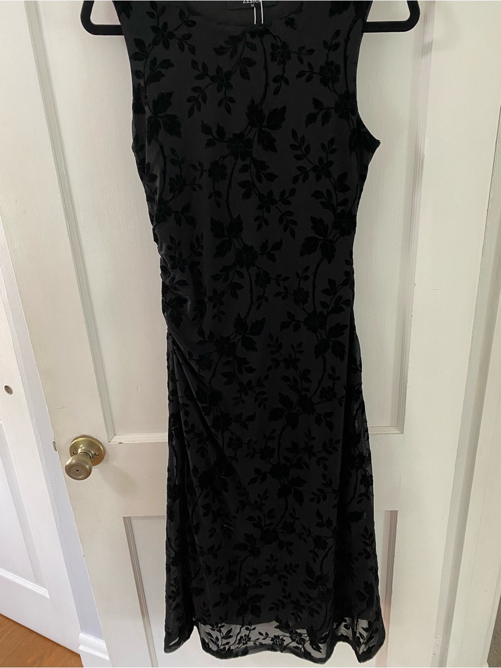 Flocked Velvet Mesh Dress Black Floral Whimsigoth NWT Midi Size M